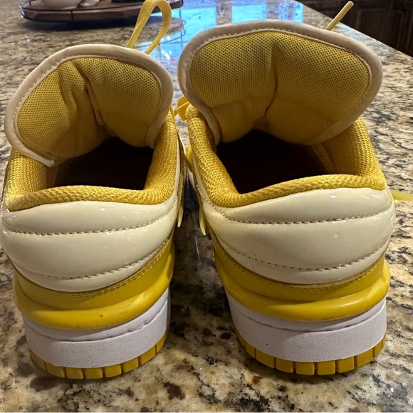 Nike Women’s Low Dunk Twist - Picture 5 of 8